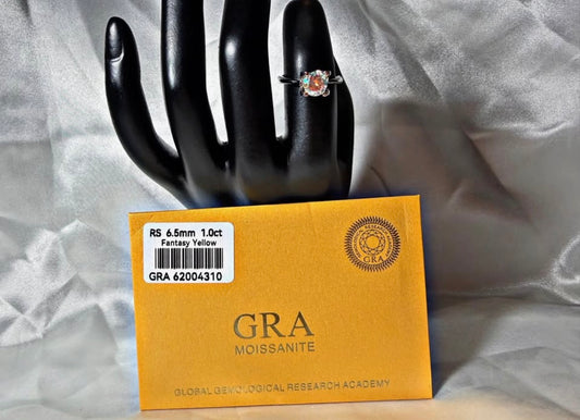 1CT Moissanite 'Fantasy Yellow' 925 Ring